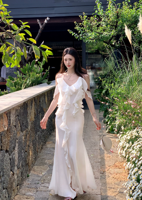 Chic Spaghetti Straps Sheath Chiffon Long Evening Dress White Wedding Guest Dress  DP05555
