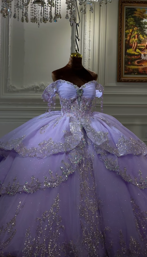 Gorgeous Off-shoulder Ball Gown Sweet 16 Dress Purple Quinceanera Dress Beaded Tulle Long Prom Dress DP05589