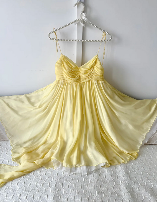 Gorgeous Spaghetti Straps Birthday Dress Sheath Chiffon Beaded Short  Cocktail Dress Yellow Short Prom Dress DP05630