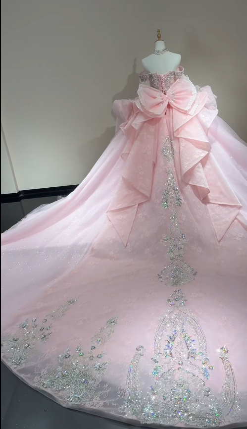 Gorgeous Off-shoulder Ball Gown Quinceanera Dress Tulle beaded Pink Sweet 16 Dress DP05708