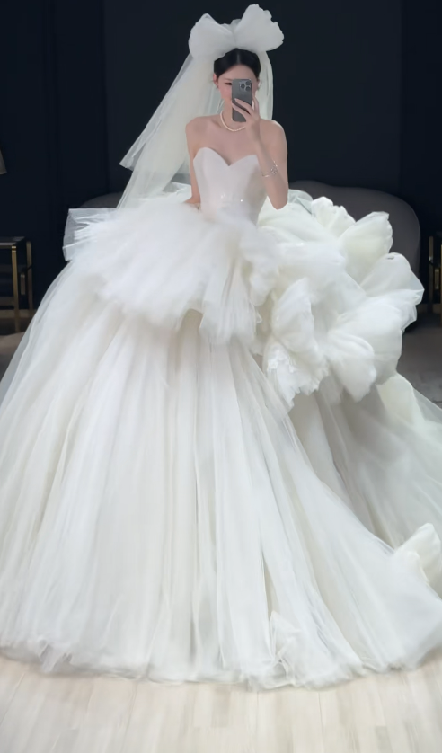 Elegant White Wedding Dress Sweetheart A-Line Bridal Gown Tulle Bridal Dress  DP05715