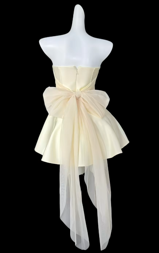 Chic Apricot Short Homecoming Dress Strapless A-Line Satin Birthday Dress Sleeveless Party Dress  DP05858