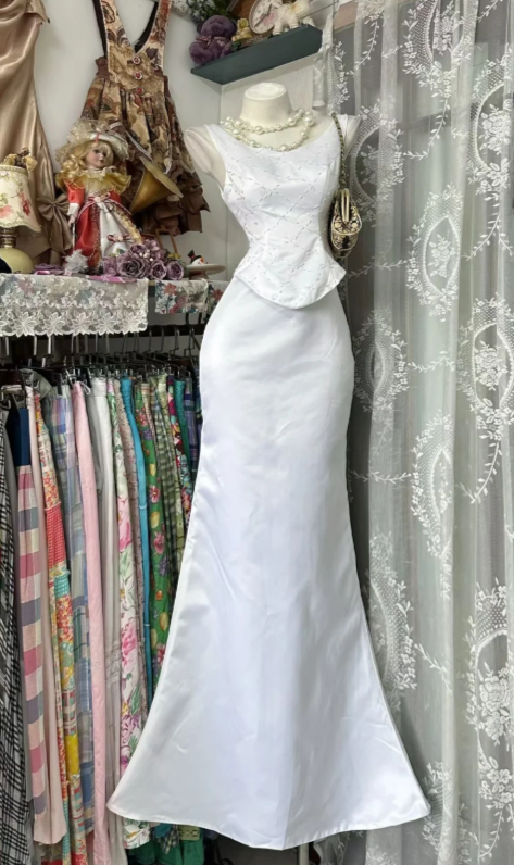 Elegant White Prom Dress Straps Sheath Satin Long Evening Dress DP05881