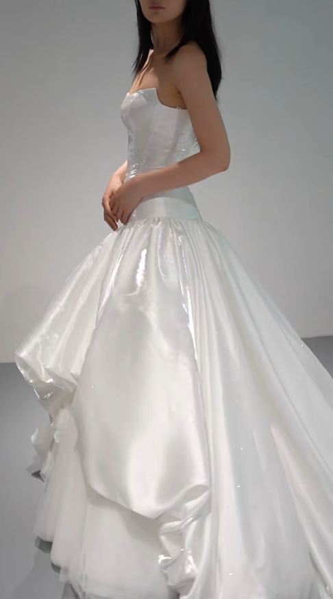 Elegant White Wedding Dress Strapless A-Line Bridal Dress Satin Bridal Gown DP06012