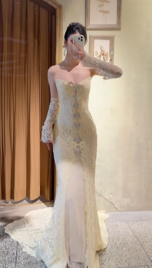 Elegant Pastel Yellow Wedding Dress Sweetheart Sheath Bridal Dress Lace Bridal Gown DP06017