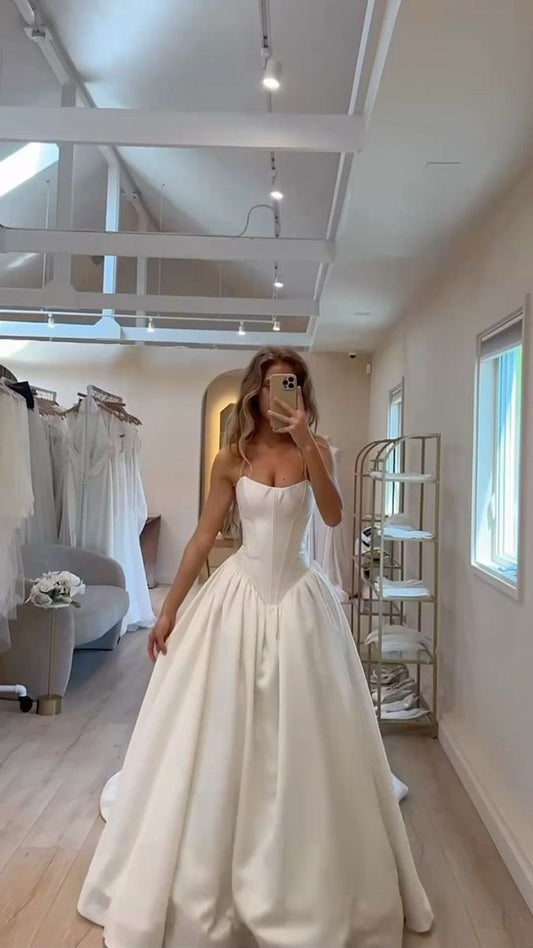 Chic White Wedding Dress Sweetheart A-Line Bridal Dress Satin Bridal Gown DP06021
