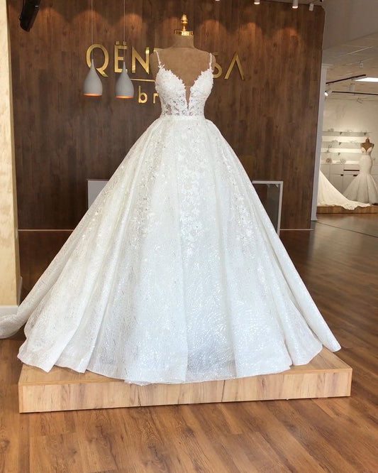 Classic Bridal Gown Ball Gown Spaghetti Straps Lace White Wedding Dresses Minimalist Bridal Gowns DP1325