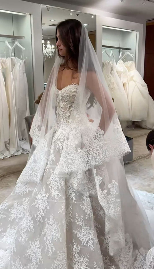 Classic Bridal Dress Ball Gown Sweetheart Lace White Wedding Dresses Minimalist Bridal Gowns DP1616