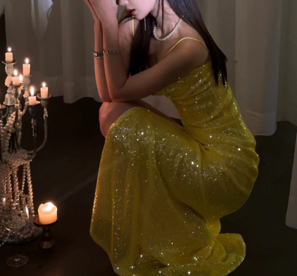 Elegant Sheath Spaghetti Strap Long Evening Gowns Yellow Sequins Special Formal Dresses Slit Prom Dresses DP2784