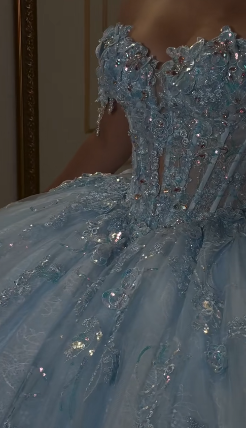 Glam Off-the-Shoulder Ball Gown Tulle Long Prom Dresses Applique Blue Quinceanera Dresses Sweet 16 Dress DP3753