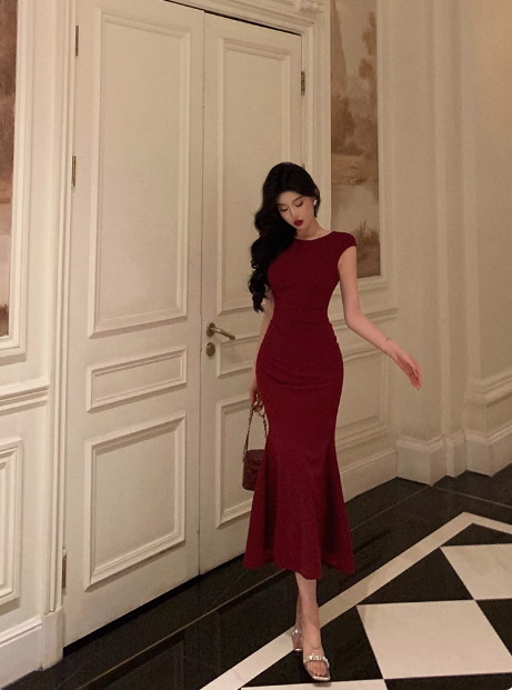 Elegant Mermaid Burgundy 18th Birthday Dress Party Gown Birthday Outfits Birthday Dress Ideas For Women DP606