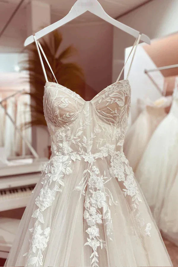 Chic Bridal Gown Elegant Italian Noodle Strap A-Line Lace Wedding Bridal Dress Bridal Gowns DP636