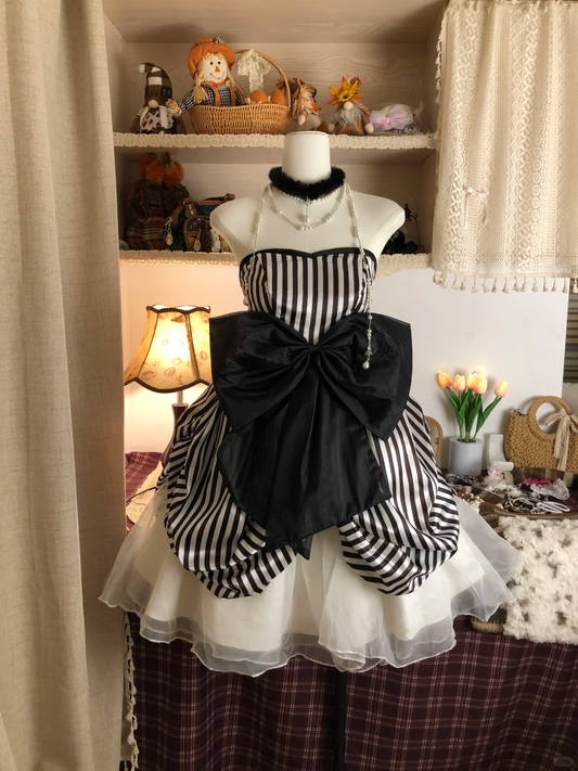 Cute Strapless Satin A Line Short Birthday Outfits Formal 8th Grade Homecoming Dress With Bow Y9766
