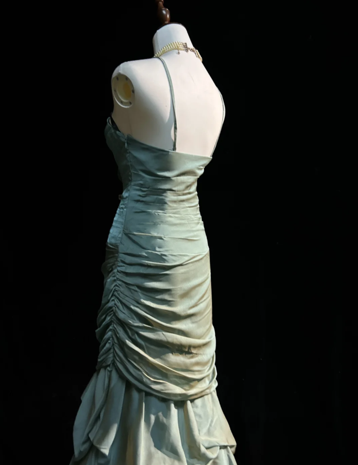 Charming Spaghetti Straps Green Satin Pleated Ruffles Layered Mermaid Long Evening Dress Wedding Guest Dress D1849