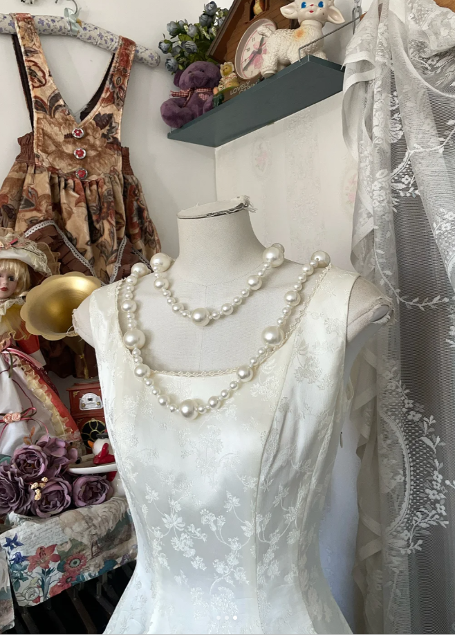 Classy Sleeveless White Satin Print Floral A Line Long Wedding Guest Dress Evening Gown
