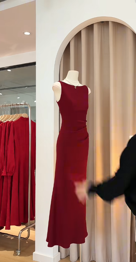 Elegant Mermaid Bateau Neck Burgundy Satin Pleated Long Prom Dress, Party Dress, Evening Dress GG2734