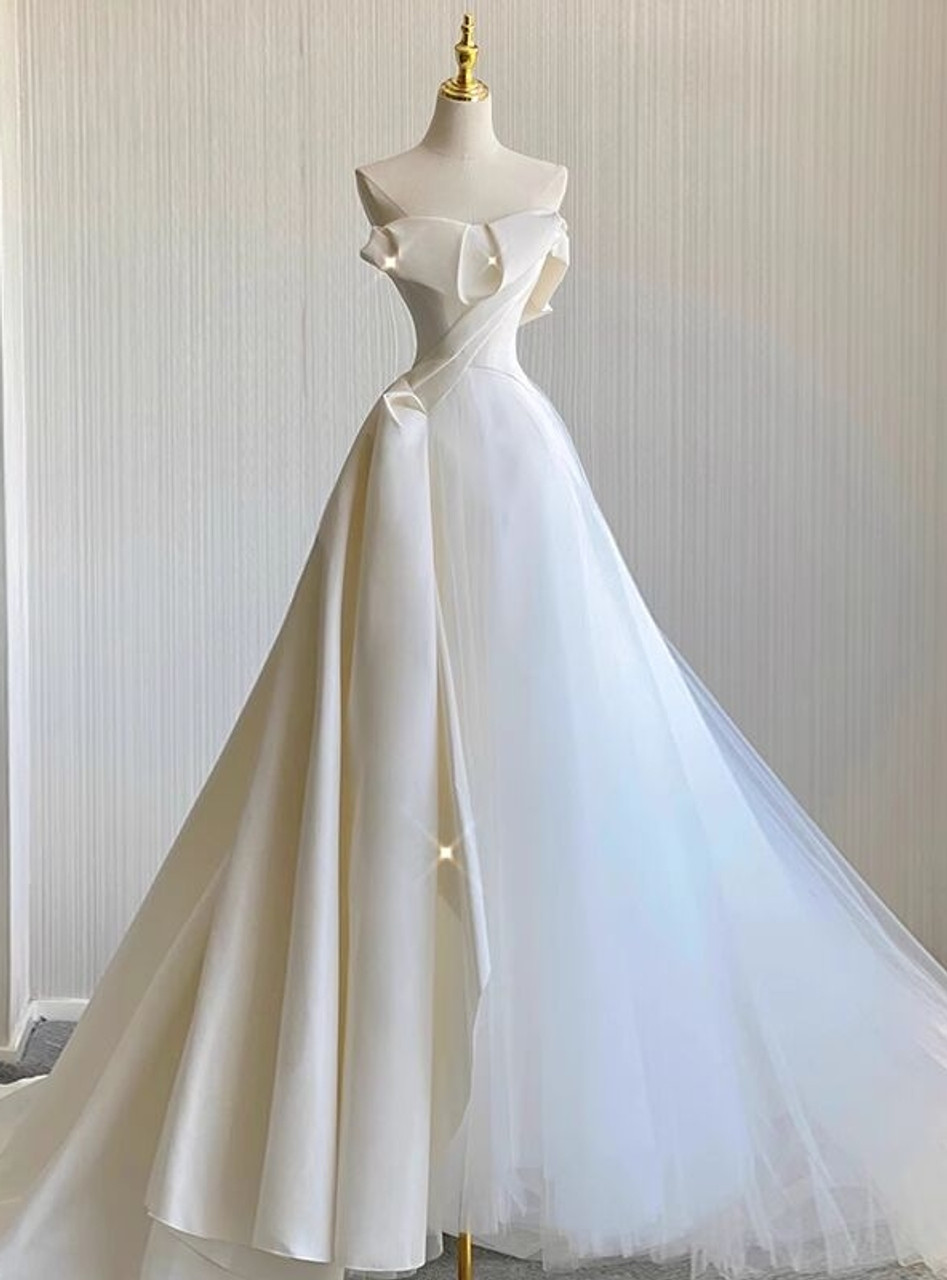Vintage A Line Strapless White Stain Tulle Long Wedding Dress GG2949