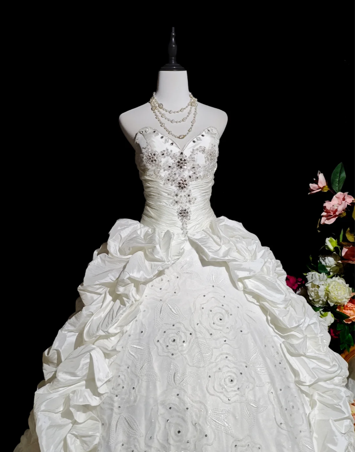 Retro Strapless Satin Pleated Beaded Ball Gown White Birthday Quinceanera Dress
