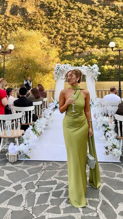Elegant Green Halter Satin Long Wedding Guest Dress Backless Formal Evening Dress D1839