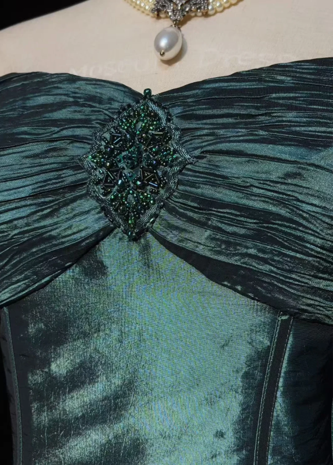 Retro Green Off The Shoulder Satin Pleated Mermaid Evening Dress Long Wedding Guest Dress SP1787