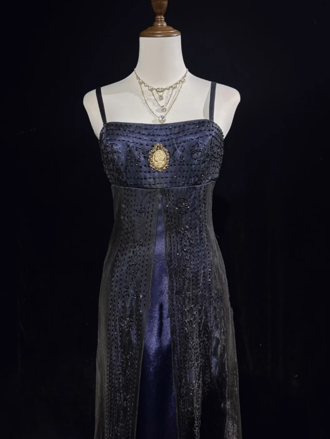 Gorgeous Spaghetti Straps Navy Blue Satin Beaded Long Party Dress Evening Dresses D1845