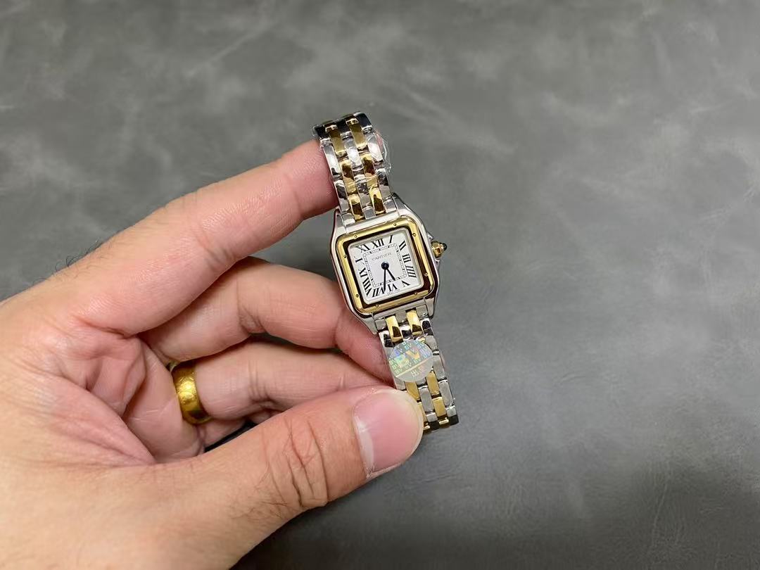 PANTHERE DE CARTIE 22MM QUARTZ GOLD STEEL WHITE DIAL BEST VERSION