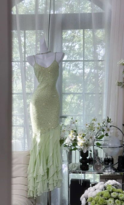 Pretty Spaghetti Straps Light Green Chiffon Beaded  Ruffles Mermaid Evening Dress Long Party Dress D1555