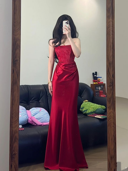 Pretty Strapless Red Satin Pleated Mermaid Evening Dress Long Party Gown