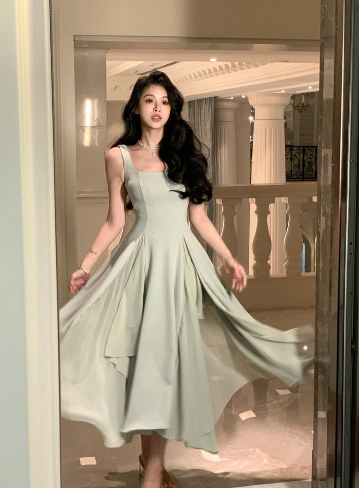 Elegant Ruffles White A-line Prom Dress,Summer Party Gown Y5569