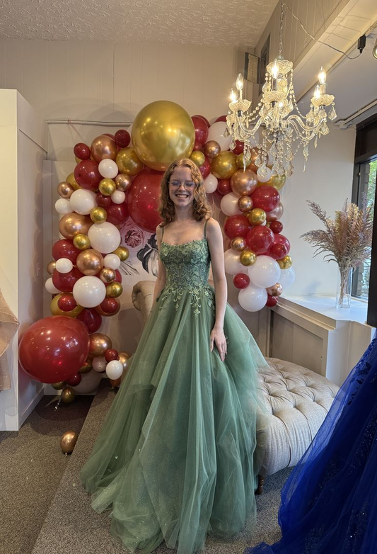 Pretty Spaghetti Straps Green Tulle Appliques Long Prom Dress Evening Gown