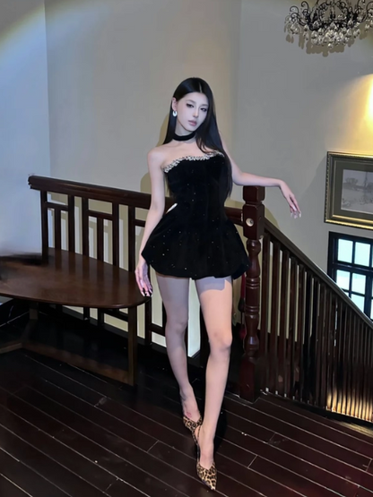 Shiny Velvet Strapless Sleeveless Sweet 16 Dress Homecoming Dress with Bowknot D1736