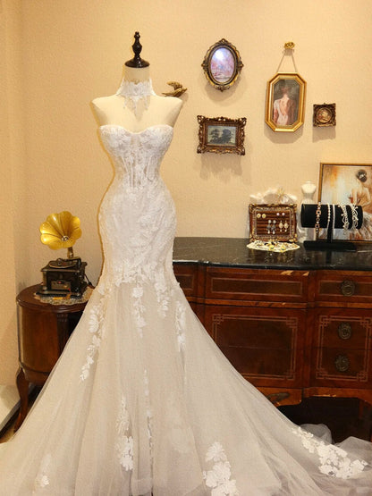 Pretty Sweetheart Neckline Sheath Tulle Embroidered Mermaid Wedding Dress    D1775