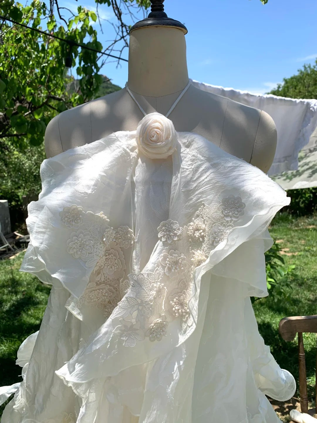 Cute Halter Handmade Flower Embroidery Ruffle Short Prom Dress Party Homecoming Dress   D1778