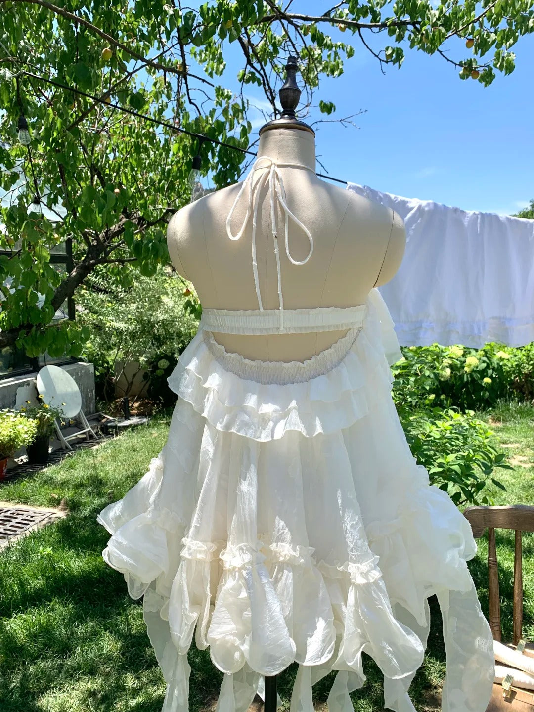 Cute Halter Handmade Flower Embroidery Ruffle Short Prom Dress Party Homecoming Dress   D1778