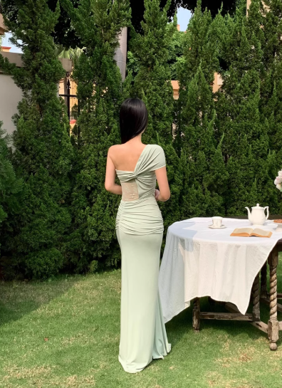 Sexy Seaside Holiday One Shoulder Pleated Lace Niche French Maxi Dress Women Dress Summer Dating Dress   D1847