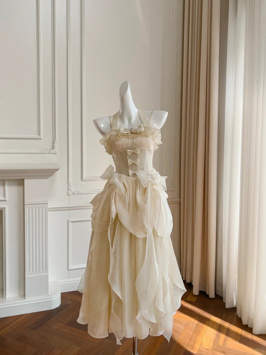 Elegant Spaghetti Straps Pearl Neck Ruffle Bowknot Pleated Tiered Quinceanera Dress Homecoming Dress Birthday Party Dress D1876