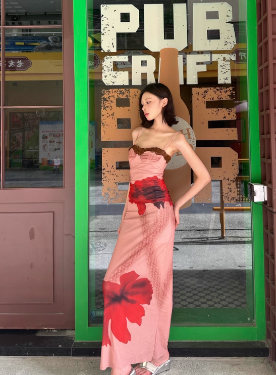 Seaside Spaghetti Straps Print Lace Pleated Ankle Long Skirt Women Summer Dress Beach Mesh Dress    D1885