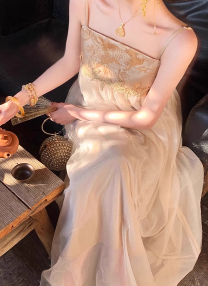Retro Chinese Style Spaghetti Straps Embroidered Pleated Tulle Maxi Dress Women Summer Seaside Dress D2004