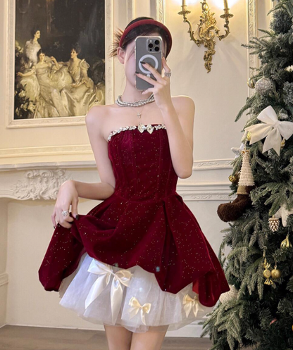 Shiny Wine Red Strapless Crystal Pleated Short Prom Dress Back to School Outfits Homecoming Dress Sweet 16 Dress Princess Dress  D2191