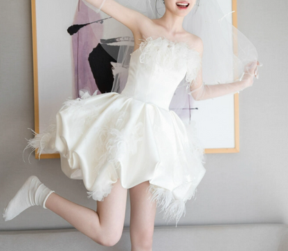 Cute White Strapless Feather Short Prom Dress Back to School Outfits Homecoming Dress Sweet 16 Dress Party Dress  D2198