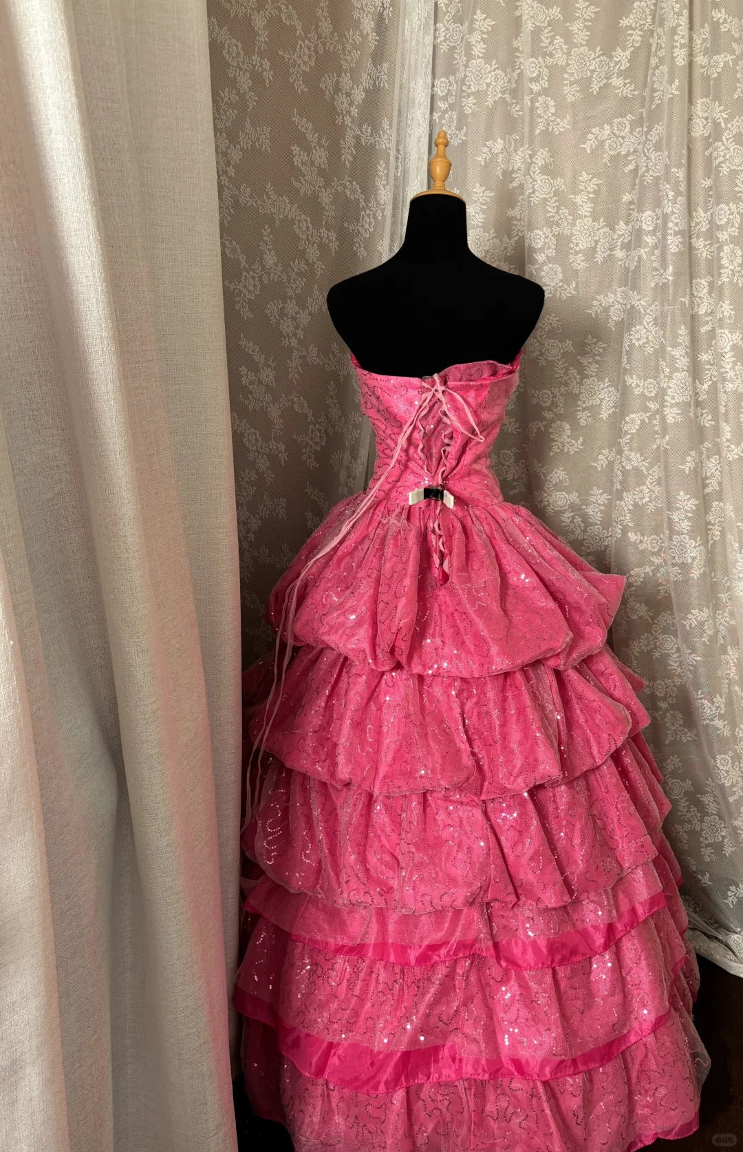 Shiny Strapless Sequins Pleated Tiered Ball Gown Long Prom Dress Evening Dress Gala Dress  D2235
