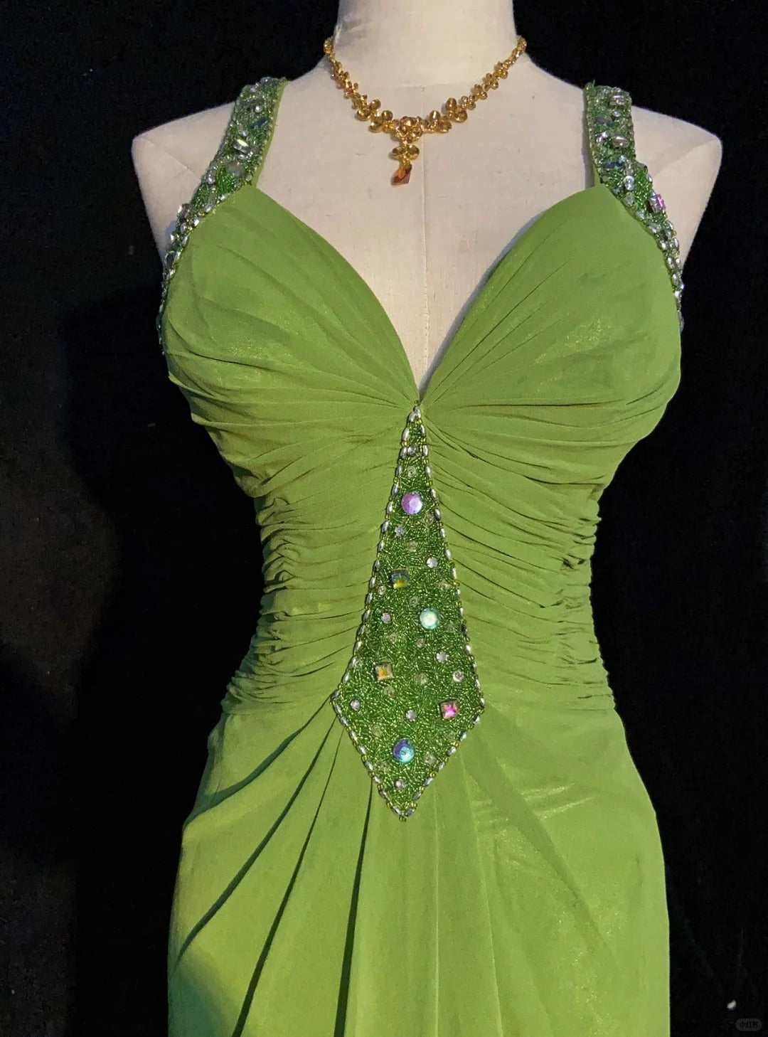 Charming Prom Dress Spaghetti Straps Pleated Backless Prom Gown Gala Dress Business Dinner Dress Evening Dress   D2350