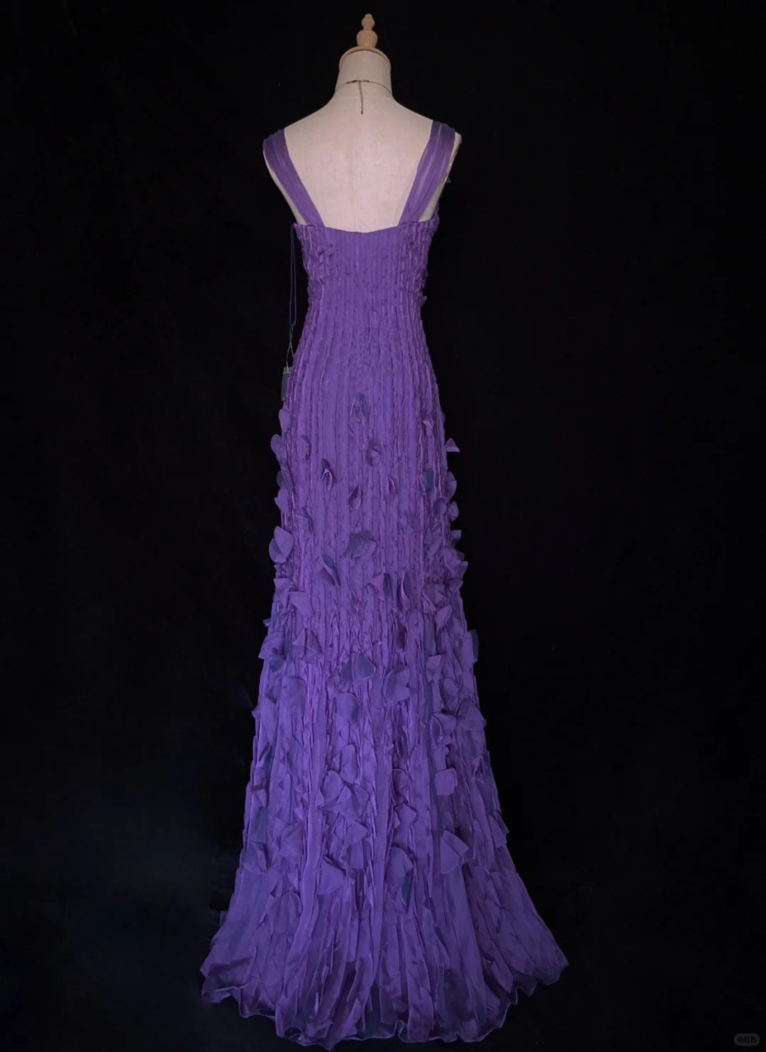 Charming Prom Dress V-neck Pleated Long Prom Gown Business Dinner Dress Gala Dress Evening Dress   D2353