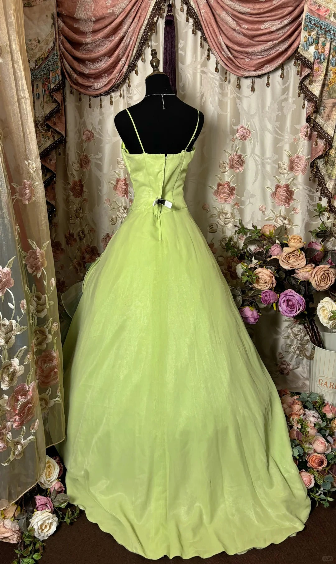 Cute Prom Dress Spaghetti Straps Pleated Tulle Ball Gown Evening Dress Birthday Party Dress  D2402