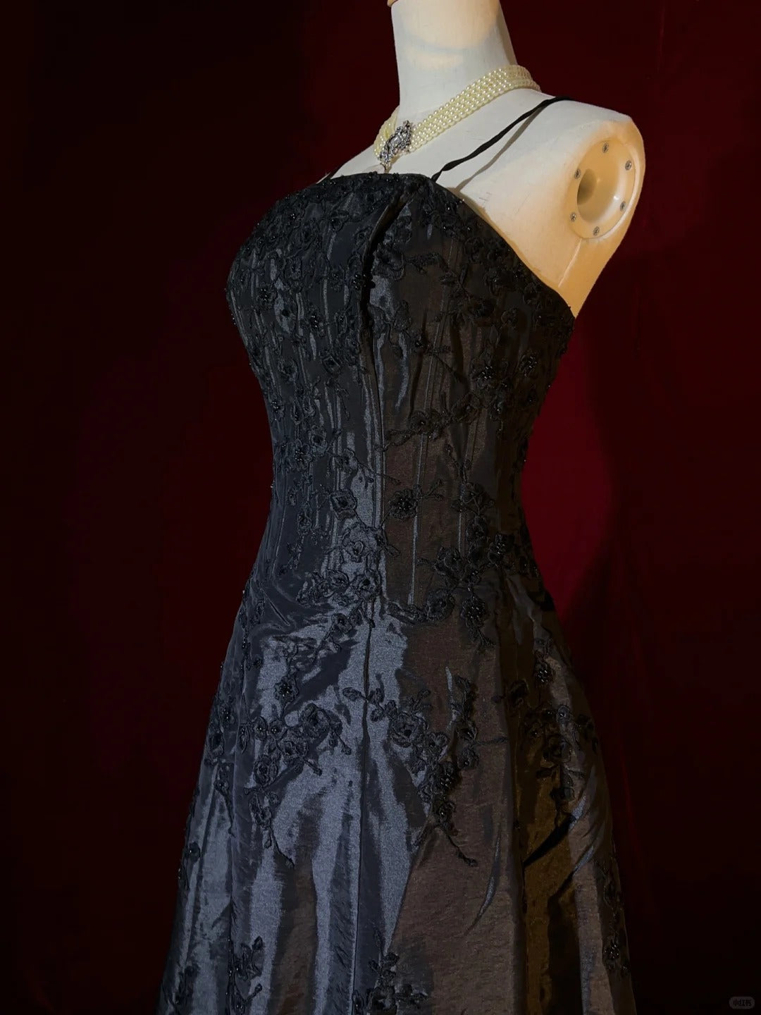 Pretty Prom Dress A Line Black Spaghetti Straps Evening Dress Prom Gown Gala Dress Business Dinner Dress  D2437