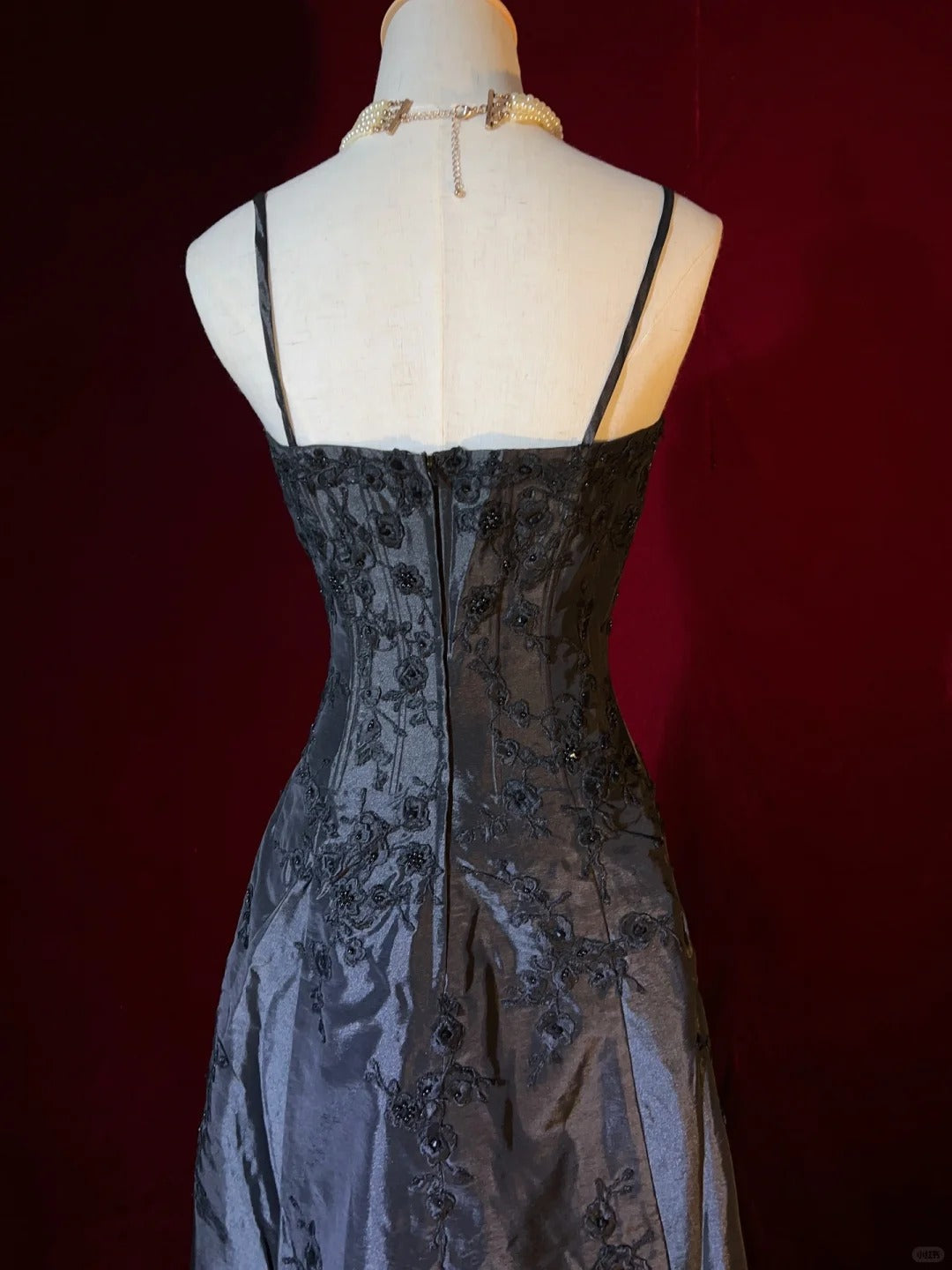 Pretty Prom Dress A Line Black Spaghetti Straps Evening Dress Prom Gown Gala Dress Business Dinner Dress  D2437