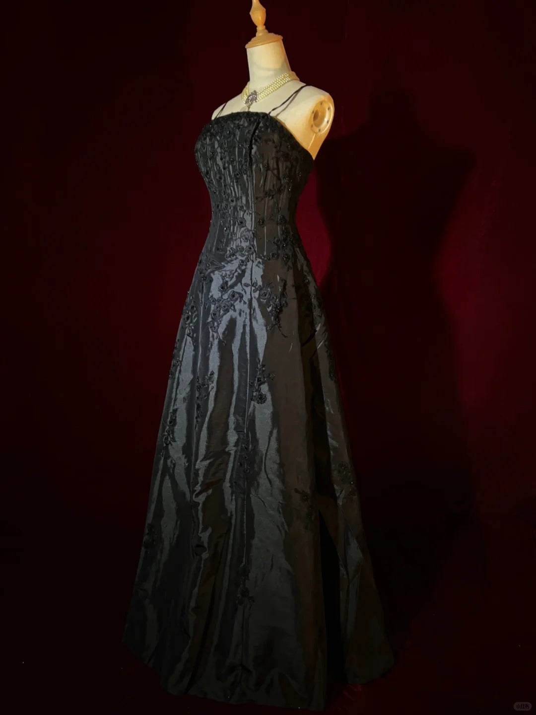 Pretty Prom Dress A Line Black Spaghetti Straps Evening Dress Prom Gown Gala Dress Business Dinner Dress  D2437