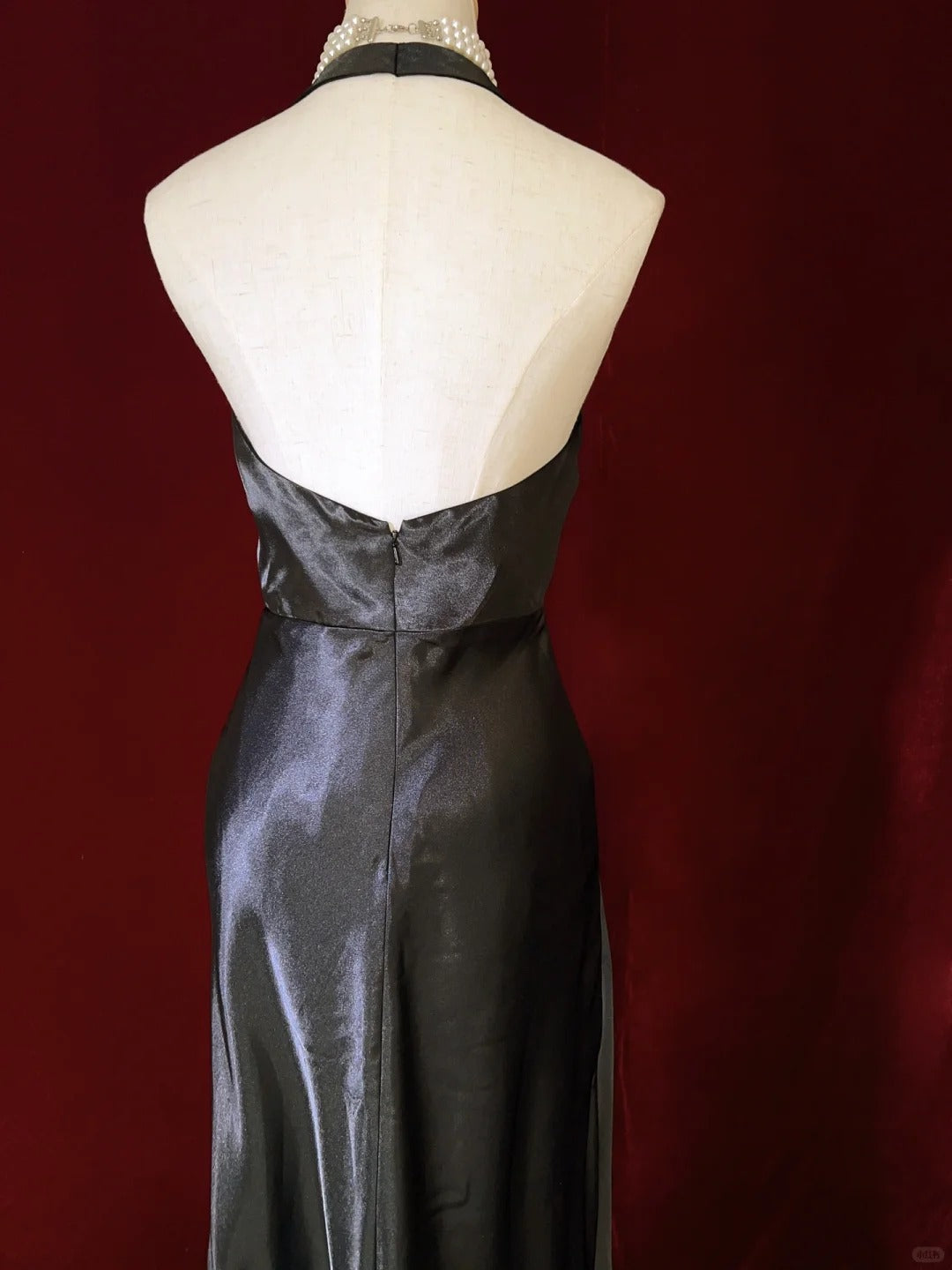 Charming Prom Dress V-neck Backless Ruffle Evening Dress Prom Gown Gala Dress Business Dinner Dress  D2440