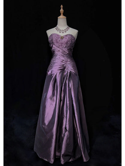 Charming Prom Dress Sweetheart Embroidered Pleated Prom Gown Evening Dress Gala Dress Business Dinner Dress  D2447