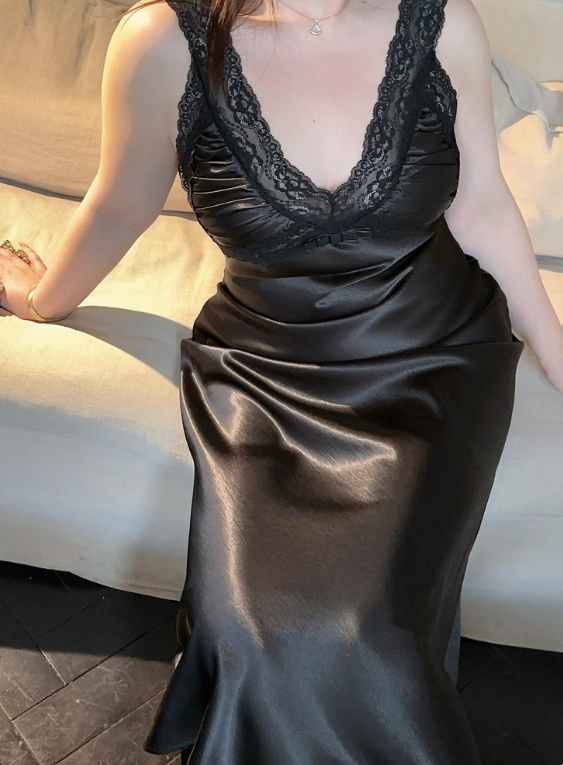 Sexy Prom Dress V-neck Lace Prom Gown Evening Dress Party Dress Gala Dress D2498